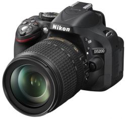 Andorra-Nikon D5200+18-200mmVR II+8GB+Funda+Filtro