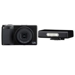 Andorra-Ricoh GR IV HDF+Flash GF-2+32GB