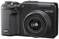 Andorra-Ricoh GXR+24-72mm F2.5-4.4 VC+4GB+Funda