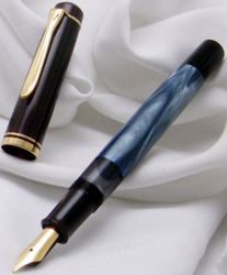 Andorra-Pelikan Classic Fontain Pen M200 F Azul Marmolizado+Tintero
