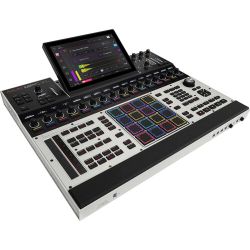 Andorra-Akai MPC XL