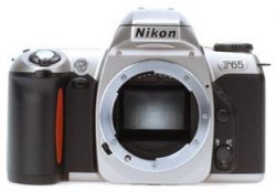 Andorra-Nikon F65 Cuerpo