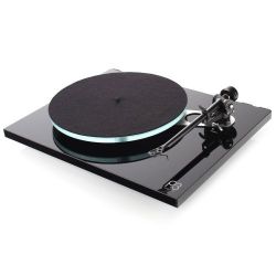 Andorra-Rega Planar 3 High Gloss Black+Cartridge ELYS2