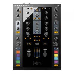 Andorra-Native Instruments Traktor Kontrol Z2