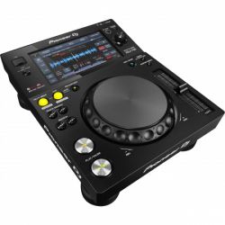 Andorra-Pioneer DJ XDJ-700